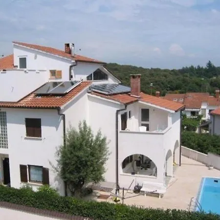 Ferienhaus Bozena Appartment 1 Vrsar Exterior photo